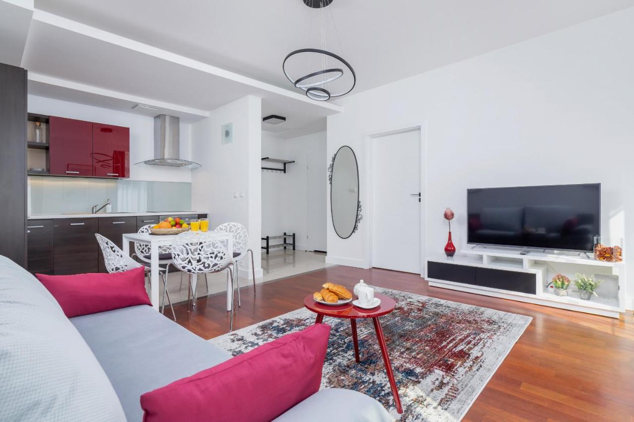 Apartment Lobzowska Cracow By Noclegi Renters Krakow Dış mekan fotoğraf